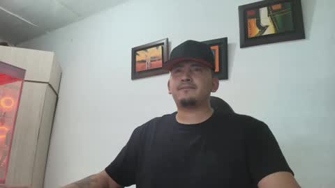 magic_milk23 online show from 24, 10, 2025