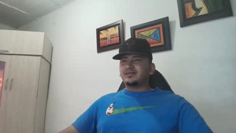 magic_milk23 online show from 30, 10, 2025