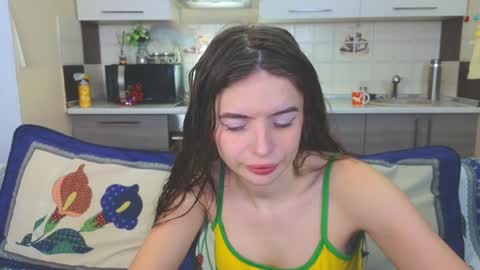 Snapshot of magical_mermaids chatting on 4, 12, 2024 Alice online show from 4, 12, 2024