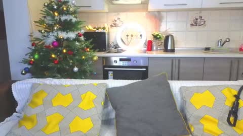 Snapshot of magical_mermaids chatting on 27, 12, 2024 Alice online show from 27, 12, 2024