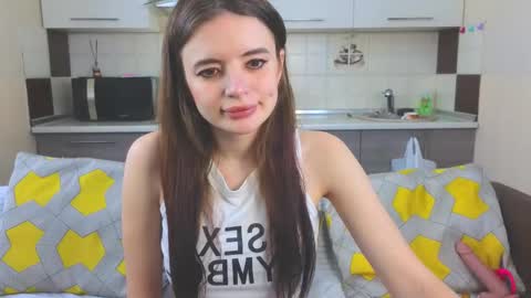 Snapshot of magical_mermaids chatting on 6, 3, 2025 Alice online show from 6, 3, 2025