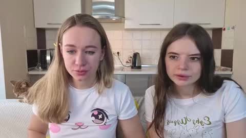 Snapshot of magical_mermaids chatting on 10, 10, 2025 Alice online show from 10, 10, 2025