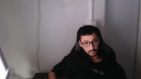 Snapshot of magicjawn chatting on 16, 11, 2025 magicjawn online show from 16, 11, 2025