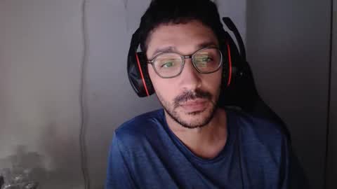 Snapshot of magicjawn chatting on 4, 12, 2025 magicjawn online show from 4, 12, 2025