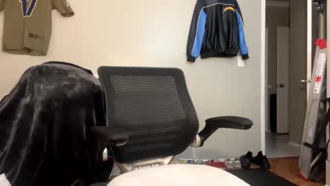 Snapshot of magicmatt230 chatting on 12, 1, 2025 magicmatt online show from 12, 1, 2025