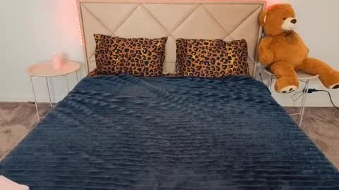 Emily online show from 28, 4, 2026