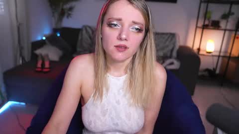 Snapshot of magnetic_ami chatting on 8, 2, 2025 Ami online show from 8, 2, 2025