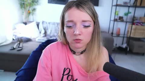 Snapshot of magnetic_ami chatting on 11, 3, 2025 Ami online show from 11, 3, 2025