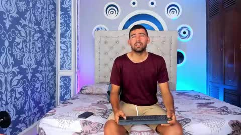 Snapshot of magnus_alejo chatting on 11, 4, 2026 Magnus Alejo online show from 11, 4, 2026