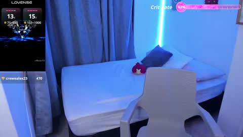     online show from 15, 10, 2025