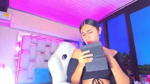 mahiara hot online show from 15, 5, 2026