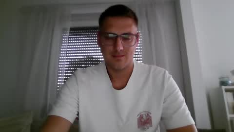Snapshot of mahrcuhs chatting on 9, 7, 2026 mahrcuhs online show from 9, 7, 2026