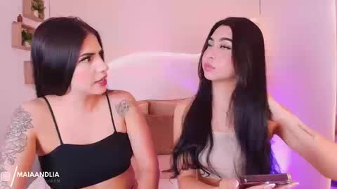 Snapshot of maia_lia_ chatting on 9, 9, 2025 MAIA LIA online show from 9, 9, 2025