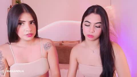 Snapshot of maia_lia_ chatting on 10, 9, 2025 MAIA LIA online show from 10, 9, 2025