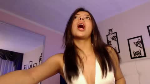 Maia Reficco online show from 29, 5, 2026
