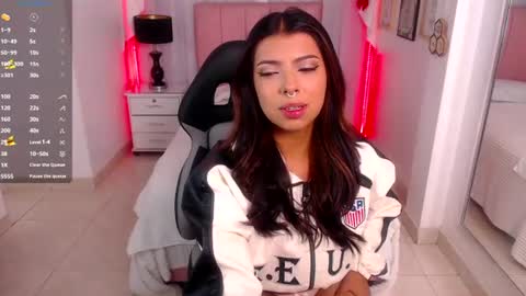 Snapshot of maia_reficco chatting on 4, 7, 2026 Maia Reficco online show from 4, 7, 2026