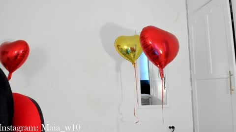 Snapshot of maia_w10 chatting on 26, 2, 2025 Maia online show from 26, 2, 2025