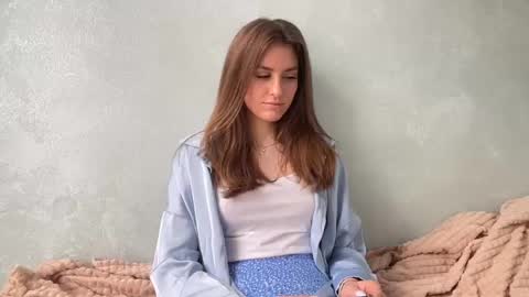Snapshot of maiabarthe chatting on 14, 5, 2026 M I A online show from 14, 5, 2026
