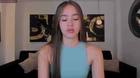 Snapshot of maiacollins chatting on 22, 9, 2025 Maia online show from 22, 9, 2025