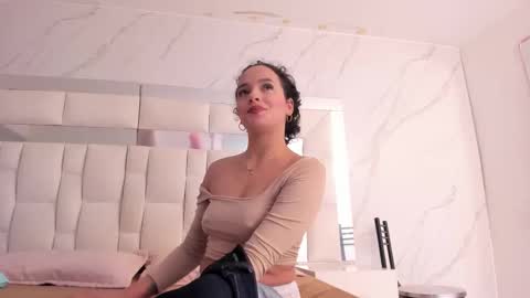 Maia  online show from 21, 12, 2025