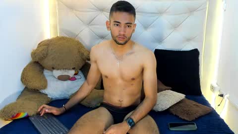 maicolparker0 online show from 9, 4, 2026