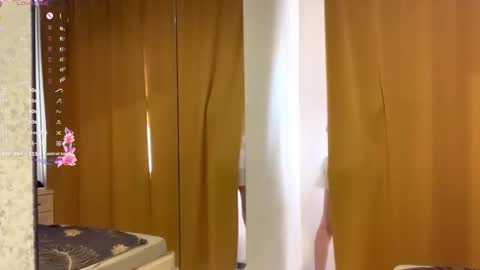 Elina online show from 28, 9, 2025