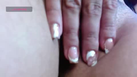 Bella Maidi online show from 9, 1, 2025