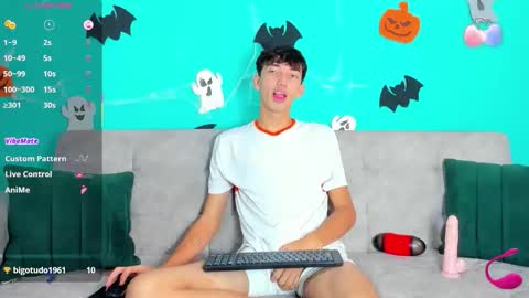 Snapshot of maikol_ortizz chatting on 28, 10, 2025 Maikol online show from 28, 10, 2025