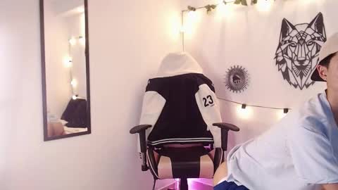 Maiky Cooper online show from 8, 2, 2025