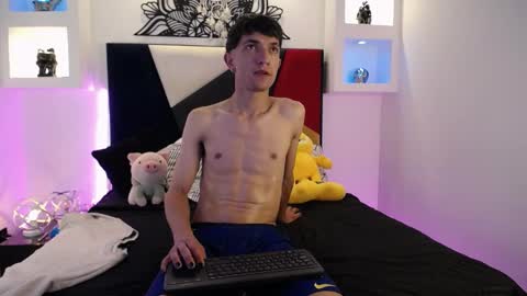 Maiky Cooper online show from 1, 3, 2025