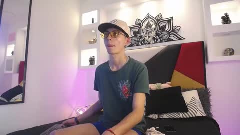 Maiky Cooper online show from 2, 3, 2025