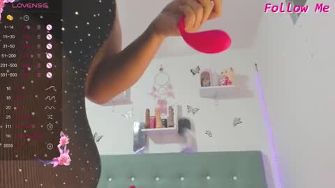 Maylin  online show from 9, 11, 2025