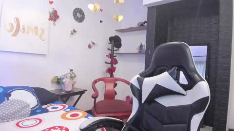 Snapshot of mailyn_jung_ chatting on 15, 2, 2025 Carolina Barrantes Munera online show from 15, 2, 2025