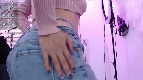 Snapshot of mailywindsor chatting on 27, 10, 2025 Maily online show from 27, 10, 2025