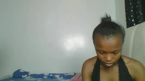 maira luv1 online show from 3, 2, 2026