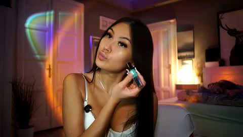 Mai online show from 3, 10, 2025