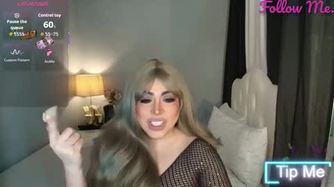 Snapshot of majestydannaxx chatting on 30, 11, 2025 majestydannaxx online show from 30, 11, 2025