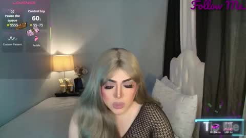 Snapshot of majestydannaxx chatting on 2, 12, 2025 majestydannaxx online show from 2, 12, 2025