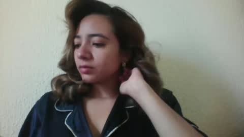 majo_gomezz online show from 22, 10, 2025