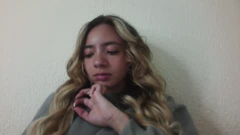 majo_gomezz online show from 13, 1, 2026