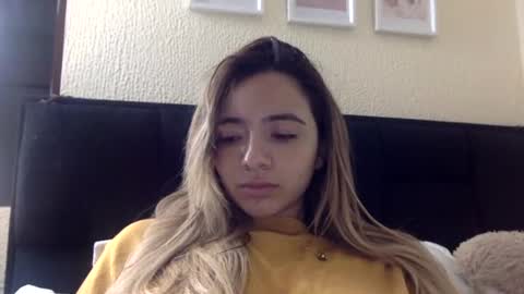 majo_gomezz online show from 1, 7, 2026