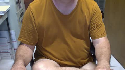 Snapshot of majormike34 chatting on 17, 4, 2026 majormike34 online show from 17, 4, 2026