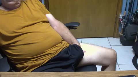 Snapshot of majormike34 chatting on 30, 4, 2026 majormike34 online show from 30, 4, 2026
