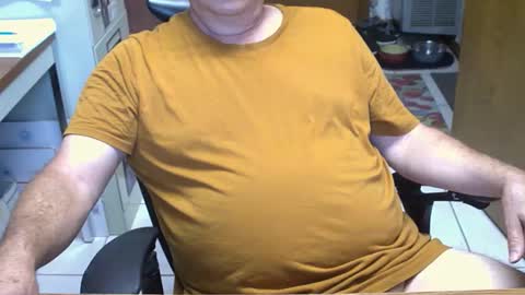 Snapshot of majormike34 chatting on 23, 5, 2026 majormike34 online show from 23, 5, 2026
