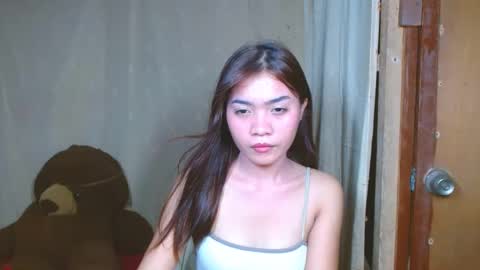 Snapshot of makeme_wettt chatting on 1, 2, 2025 makeme_wettt online show from 1, 2, 2025