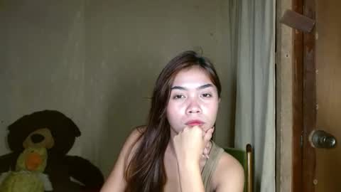 Snapshot of makeme_wettt chatting on 25, 2, 2025 makeme_wettt online show from 25, 2, 2025