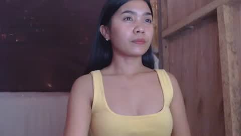 Snapshot of makeme_wettt chatting on 21, 11, 2025 makeme_wettt online show from 21, 11, 2025