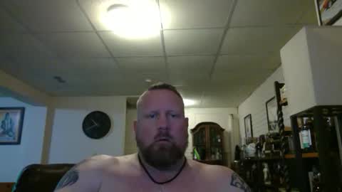 Snapshot of makemebebad2025 chatting on 28, 10, 2025 makemebebad2025 online show from 28, 10, 2025