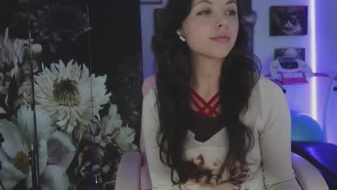 Snapshot of makiyahbelle2 chatting on 29, 9, 2025 MakiyahBelle online show from 29, 9, 2025