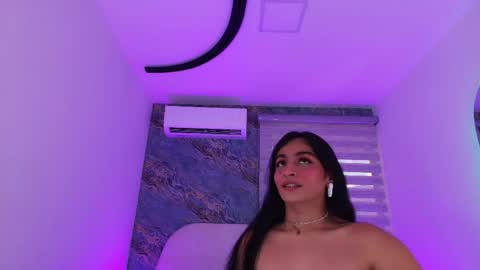 Snapshot of malaia_thompson_ chatting on 19, 4, 2026 malaia thompson online show from 19, 4, 2026